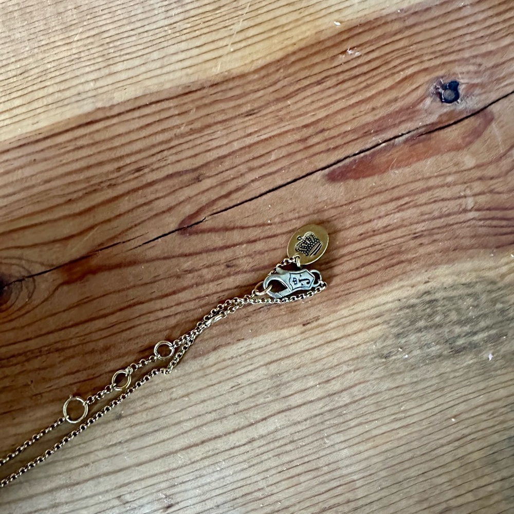 Juicy Couture Gold Necklace with Lock Pendant - Picture 3 of 4